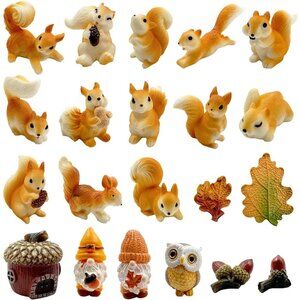 Miniature Squirrel Figurine, 21Pcs Mini Resin Squirrel Figures,Tiny Fall Forest